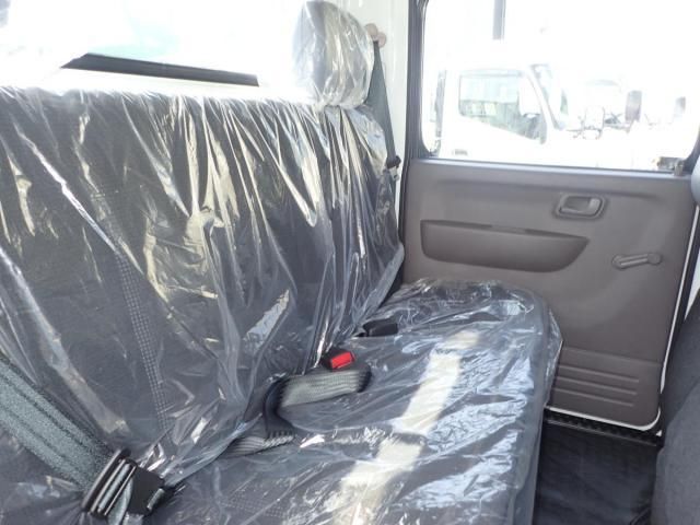 MITSUBISHI CANTER 2025