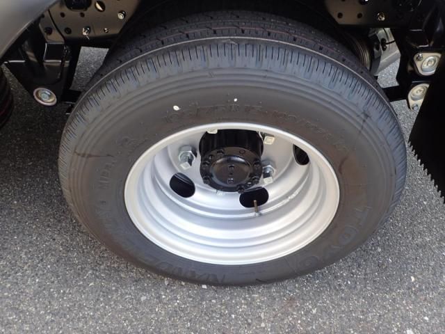 MITSUBISHI CANTER 2025