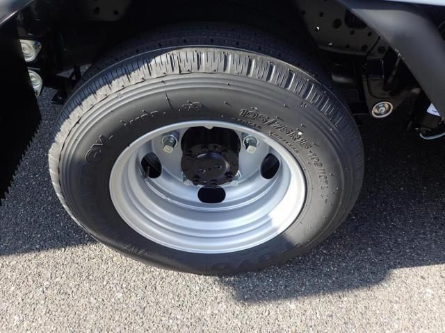 MITSUBISHI CANTER 2025