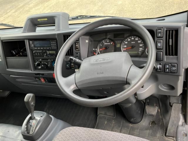 ISUZU ELF 2019