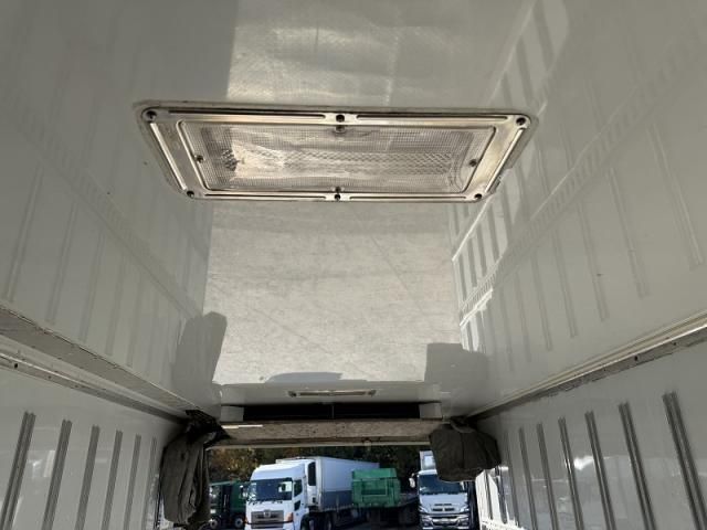 MITSUBISHI CANTER 2017