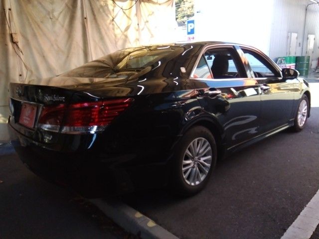 TOYOTA CROWN sedan hybrid 2017