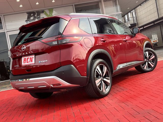 NISSAN X-TRAIL HYBRID 4WD 2024