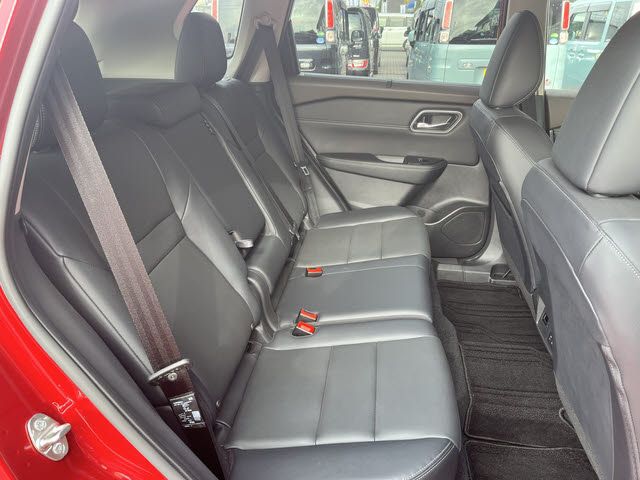 NISSAN X-TRAIL HYBRID 4WD 2024