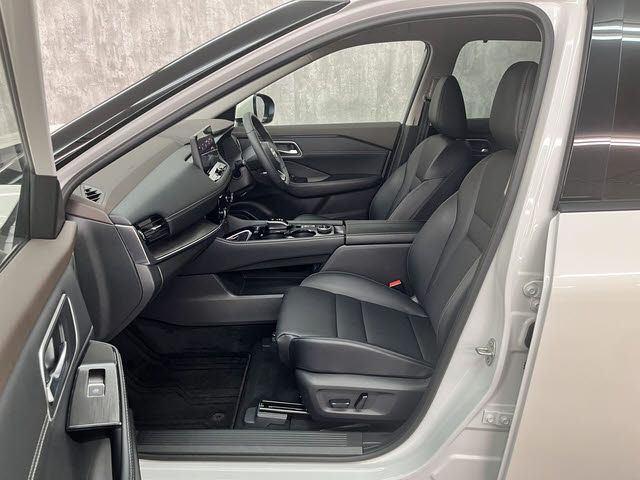 NISSAN X-TRAIL HYBRID 4WD 2024