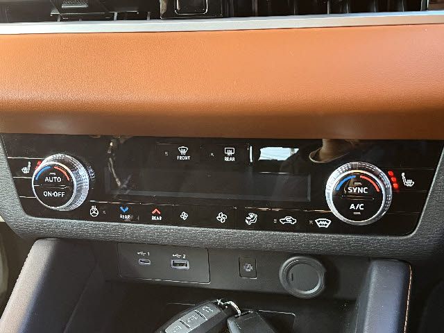 MITSUBISHI OUTLANDER PHEV 2022