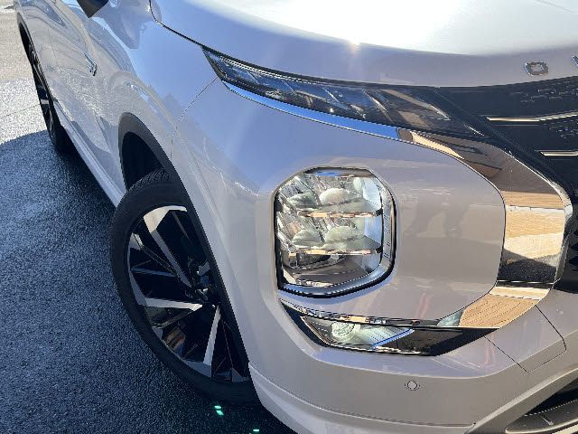 MITSUBISHI OUTLANDER PHEV 2022