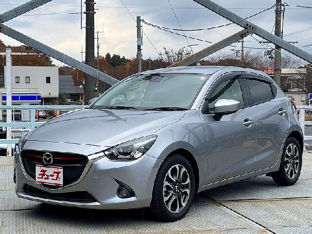 MAZDA DEMIO 2015