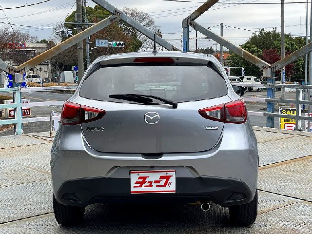 MAZDA DEMIO 2015