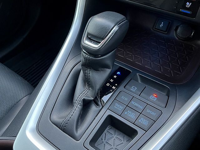 TOYOTA RAV4 4WD 2022