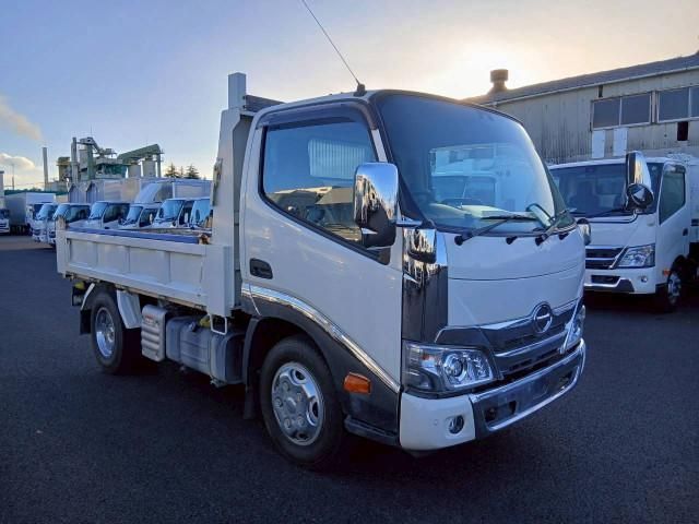 HINO DUTRO 2020