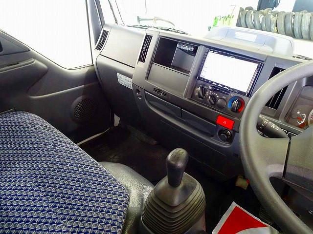 ISUZU ELF 2023