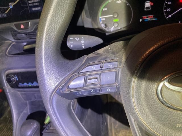 TOYOTA YARIS HYBRID 2020