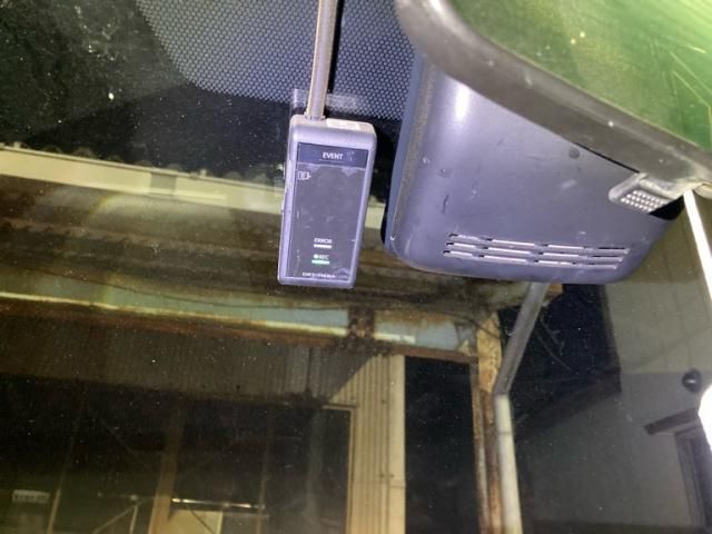 TOYOTA YARIS HYBRID 2020