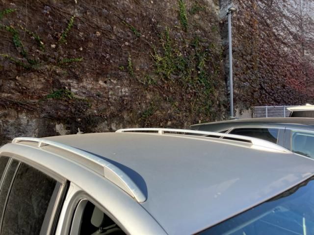 VOLKSWAGEN VOLKSWAGEN GOLF TOURAN 2011