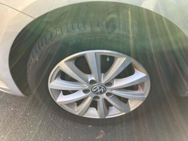 VOLKSWAGEN VOLKSWAGEN GOLF TOURAN 2011