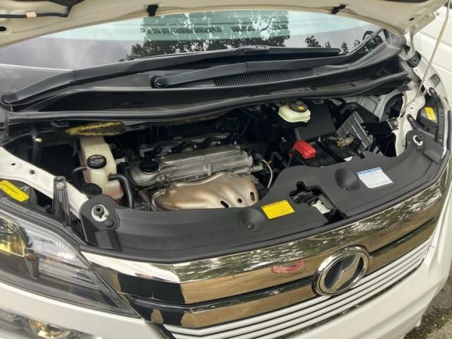 TOYOTA VELLFIRE 2014