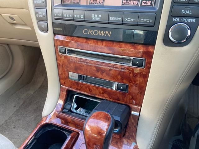 TOYOTA CROWN sedan 2004