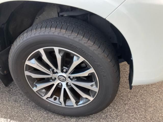 TOYOTA LANDCRUISER PRADO 2019