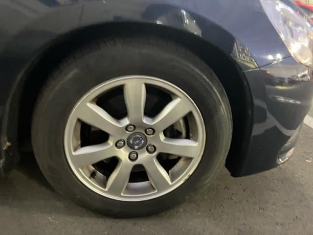 VOLVO VOLVO S60 2012