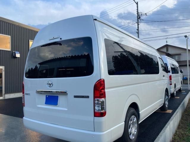 TOYOTA HIACE wagon 4WD 2025