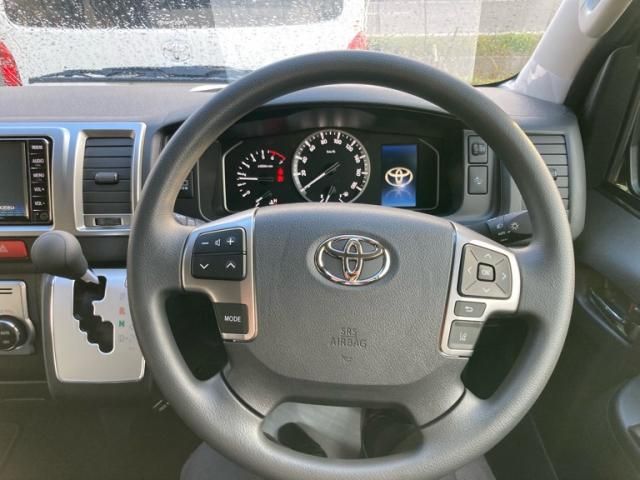 TOYOTA HIACE wagon 4WD 2025