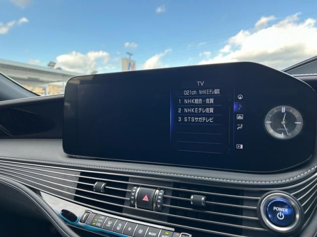 TOYOTA LEXUS LS500h 2021