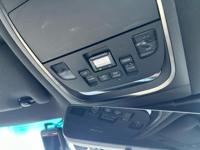 TOYOTA LEXUS LS500h 2021