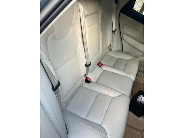 VOLVO VOLVO XC60 2019