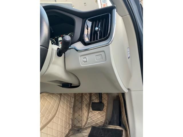 VOLVO VOLVO XC60 2019