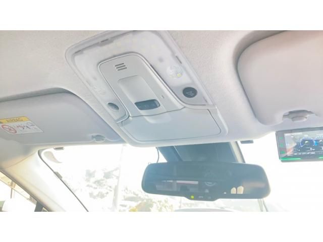 TOYOTA PRIUS 4WD 2016