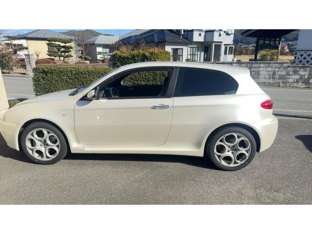 ALFAROMEO ALFAROMEO 147 2005