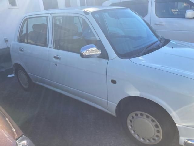 DAIHATSU MIRA GINO 2003