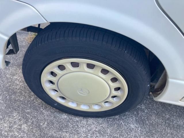 DAIHATSU MIRA GINO 2003