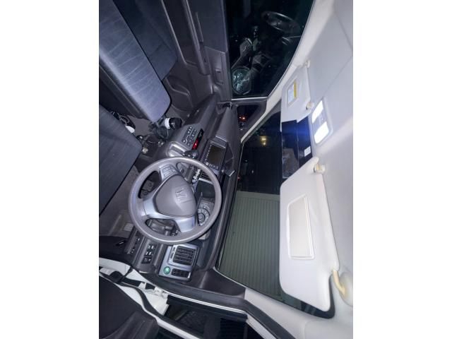 HONDA STEPWAGON 2010