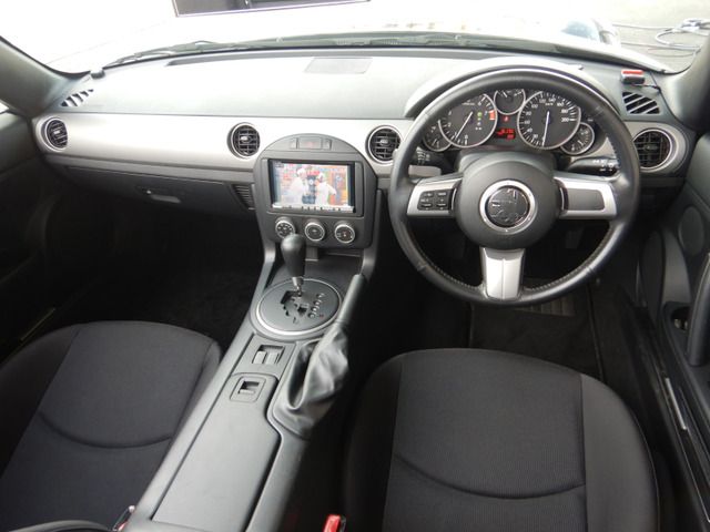 MITSUOKA Himiko 2012