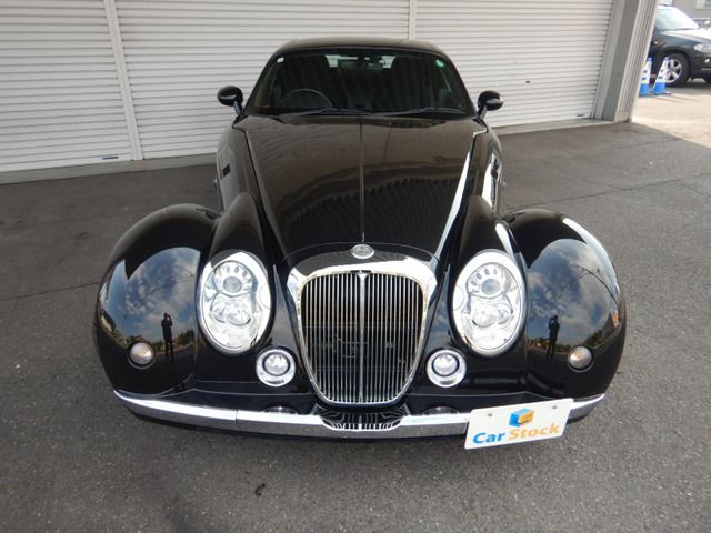 MITSUOKA Himiko 2012