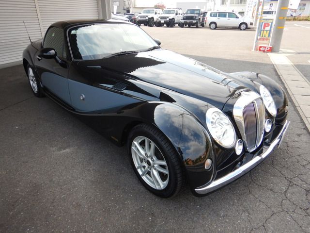 MITSUOKA Himiko 2012