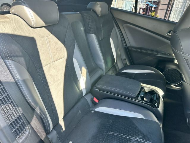 TOYOTA PRIUS PHV 2018