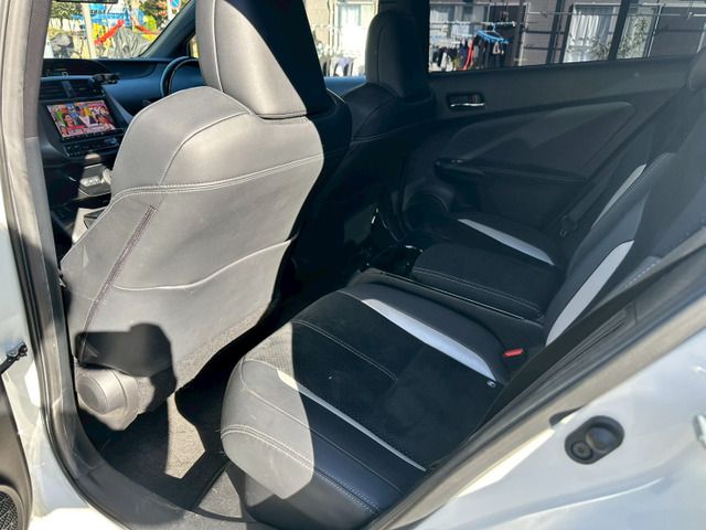 TOYOTA PRIUS PHV 2018