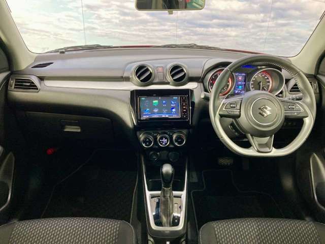 SUZUKI SWIFT 4WD 2017