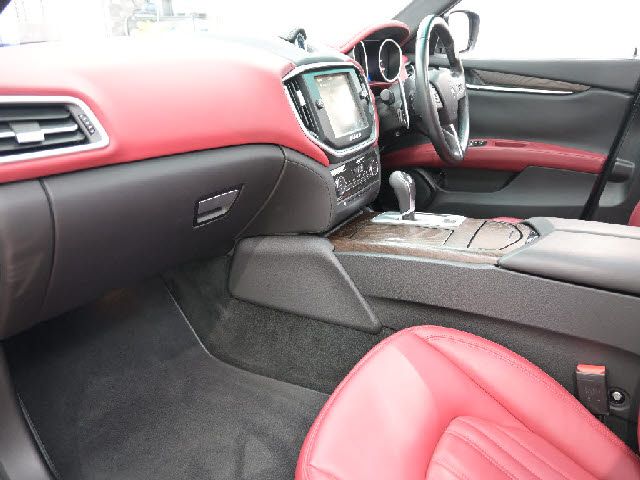 MASERATI MASERATI GHIBLI Sedan 2015