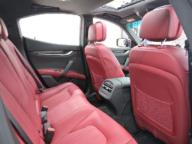 MASERATI MASERATI GHIBLI Sedan 2015