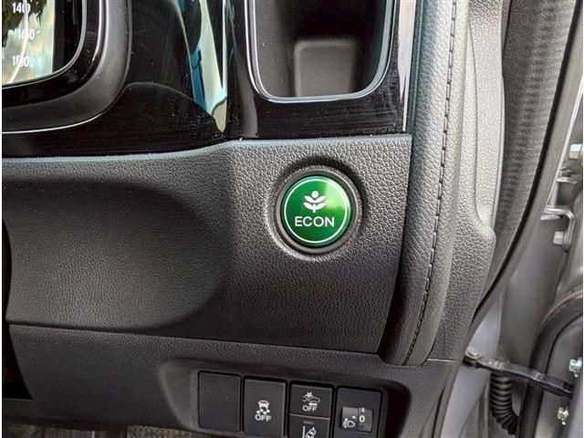 HONDA SHUTTLE HYBRID 2022