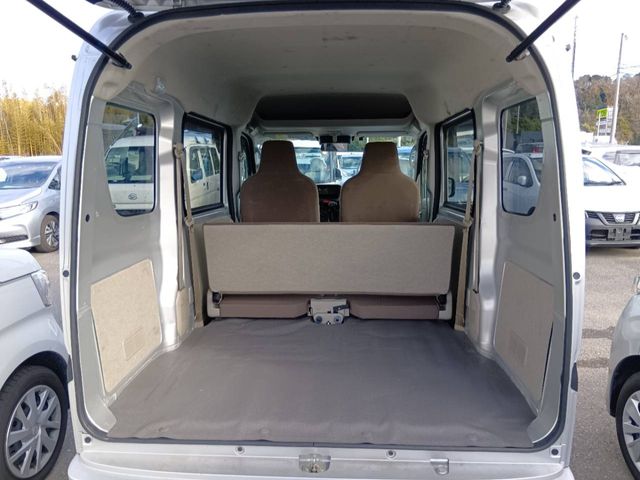 NISSAN CLIPPER van 2025