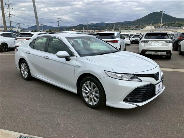 TOYOTA CAMRY HYBRID 2020