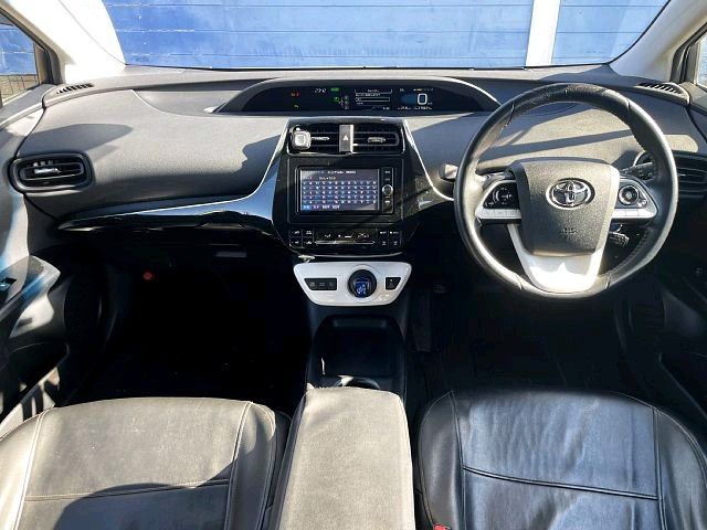 TOYOTA PRIUS 4WD 2016