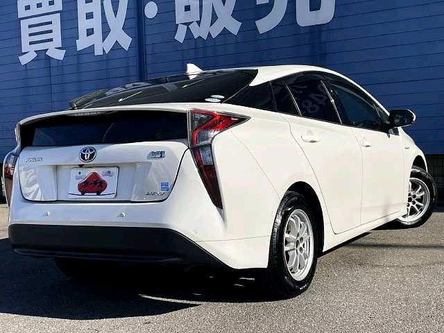 TOYOTA PRIUS 4WD 2016