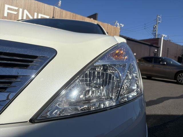 NISSAN TEANA 2011