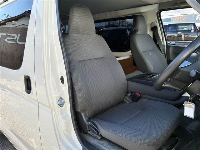 TOYOTA HIACE van 2WD 2021